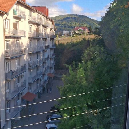 Апартаменти У Сонячному Закарпатті Poljana Exterior foto